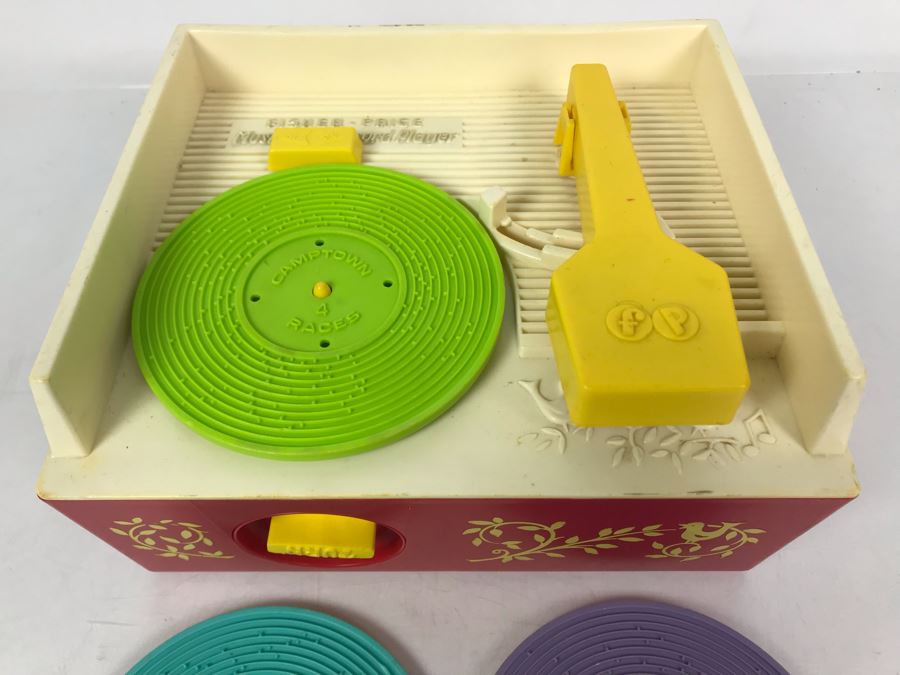 Vintage 1971 Fisher Price Toys Record Player Music Box With (3) Plastic Records 9W X 7.5D X 4.5H Working [Photo 1]