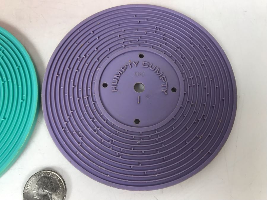 Vintage 1971 Fisher Price Toys Record Player Music Box With (3) Plastic Records 9W X 7.5D X 4.5H Working [Photo 16]