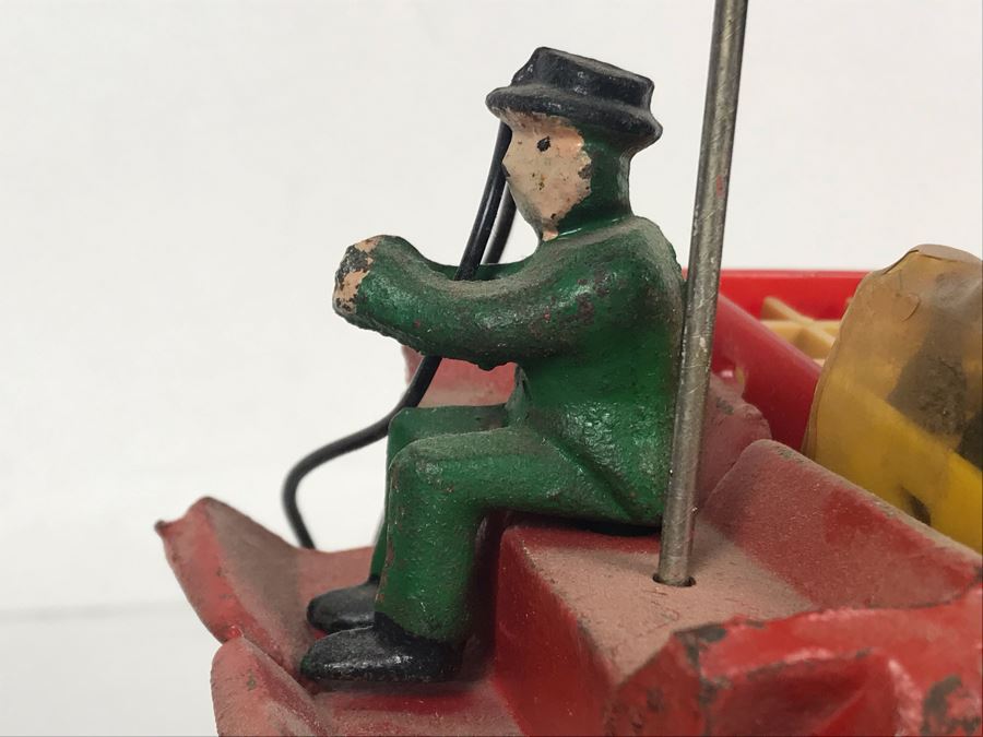 Vintage Coca-Cola Cast Iron Horse Drawn Wagon With Coke Cases [Photo 7]