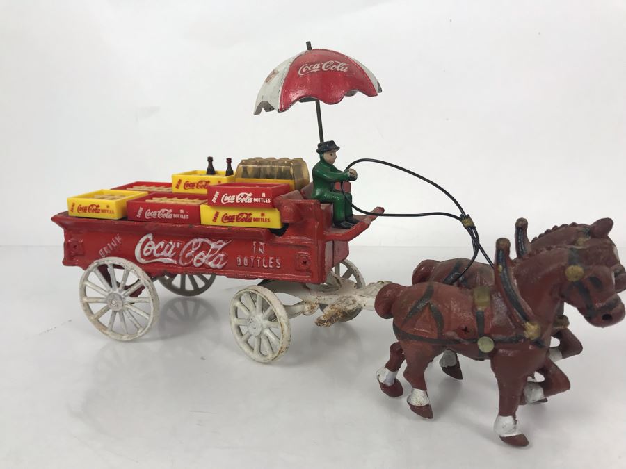 Vintage Coca-Cola Cast Iron Horse Drawn Wagon With Coke Cases [Photo 14]