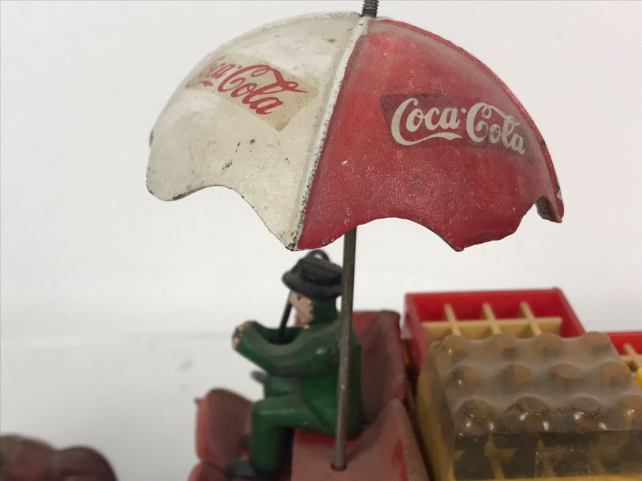 Vintage Coca-Cola Cast Iron Horse Drawn Wagon With Coke Cases [Photo 6]