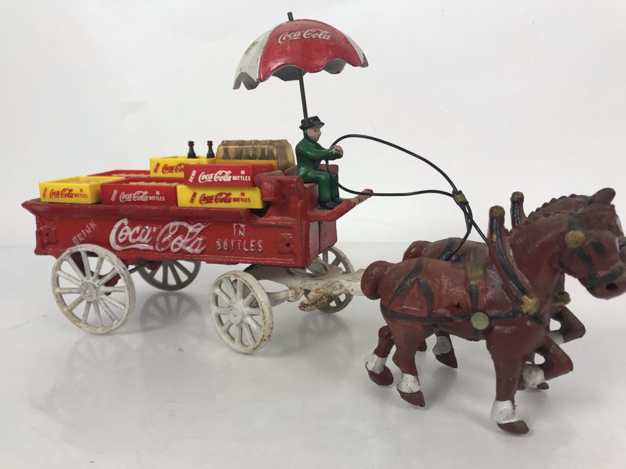 Vintage Coca-Cola Cast Iron Horse Drawn Wagon With Coke Cases [Photo 15]