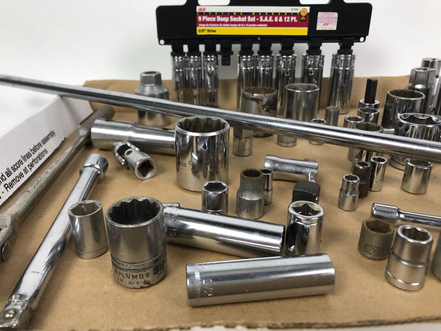 Various Sockets Wrenches Tools - See Photos [Photo 4]