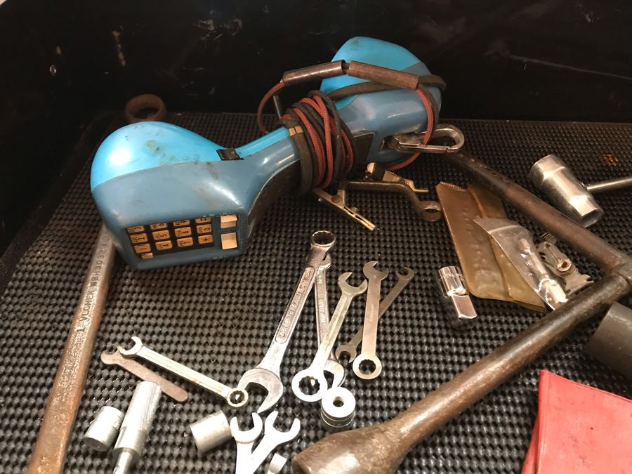 Hammerhead Stainless Steel Rolling Tool Chest With Ball Bearing Slides And Tools Including Power Tools - Tool Chest Retailed For $3,500 - See Photos For Tools [Photo 29]