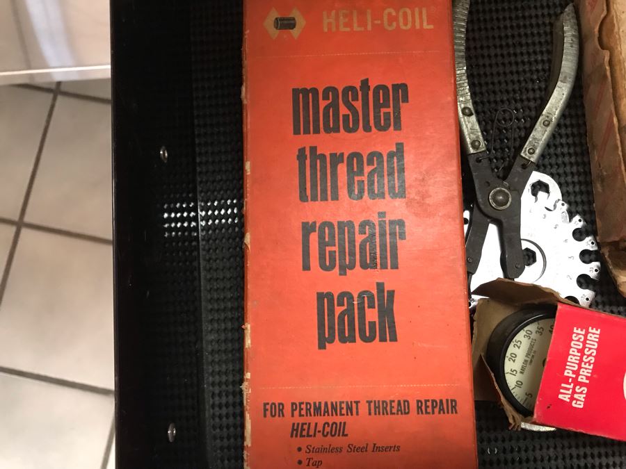 Hammerhead Stainless Steel Rolling Tool Chest With Ball Bearing Slides And Tools Including Power Tools - Tool Chest Retailed For $3,500 - See Photos For Tools [Photo 57]