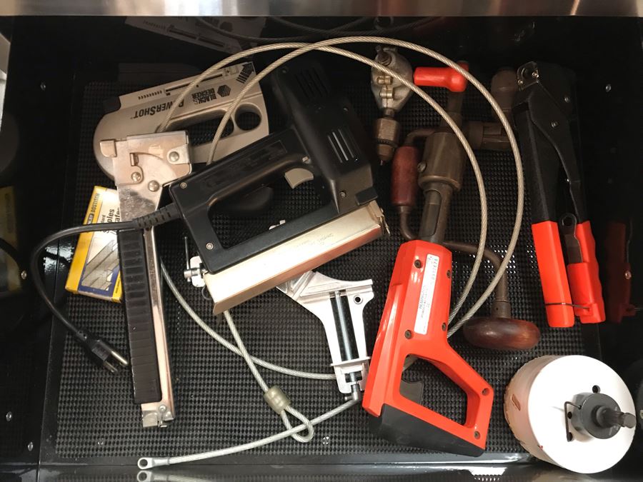 Hammerhead Stainless Steel Rolling Tool Chest With Ball Bearing Slides And Tools Including Power Tools - Tool Chest Retailed For $3,500 - See Photos For Tools [Photo 38]