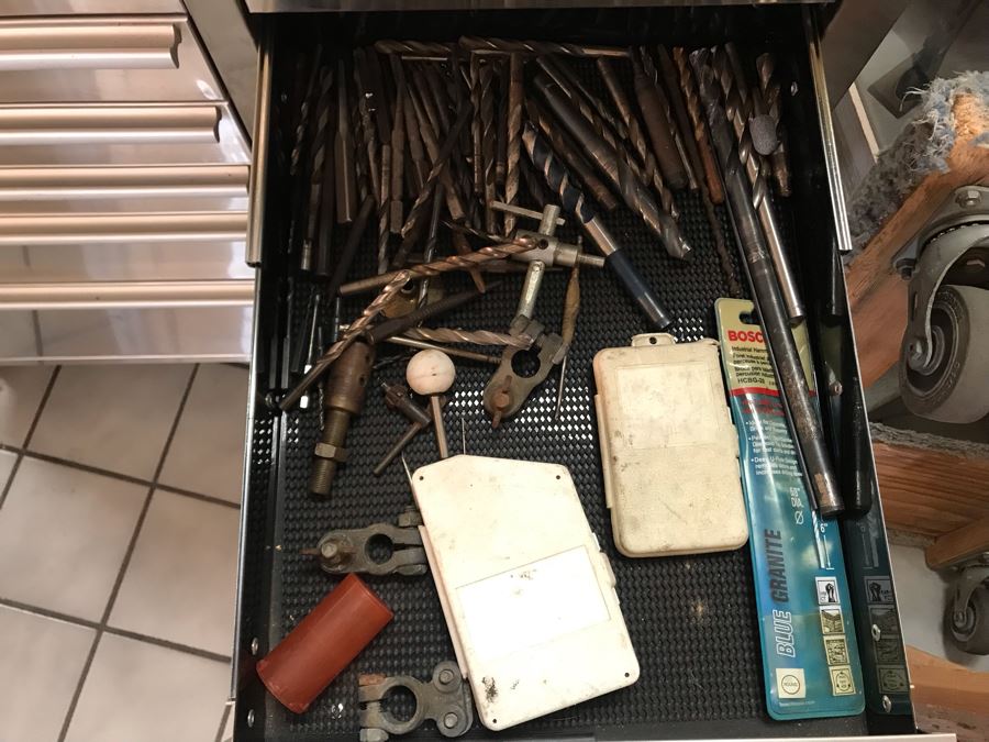 Hammerhead Stainless Steel Rolling Tool Chest With Ball Bearing Slides And Tools Including Power Tools - Tool Chest Retailed For $3,500 - See Photos For Tools [Photo 44]