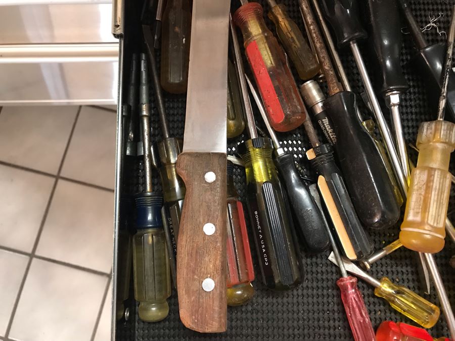 Hammerhead Stainless Steel Rolling Tool Chest With Ball Bearing Slides And Tools Including Power Tools - Tool Chest Retailed For $3,500 - See Photos For Tools [Photo 49]