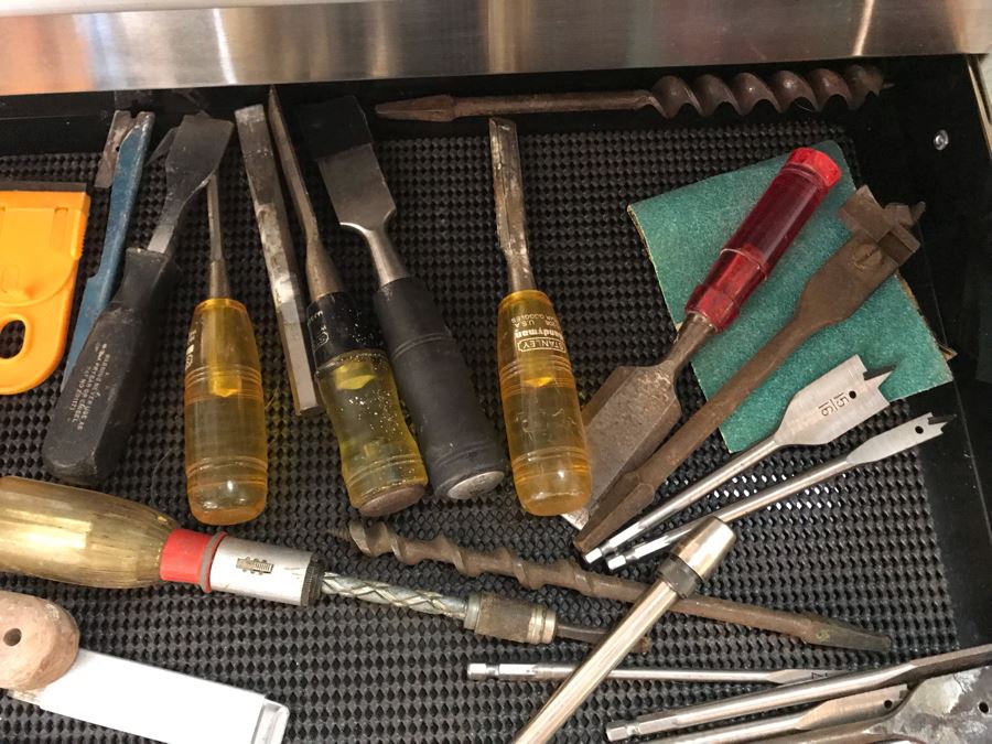 Hammerhead Stainless Steel Rolling Tool Chest With Ball Bearing Slides And Tools Including Power Tools - Tool Chest Retailed For $3,500 - See Photos For Tools [Photo 83]