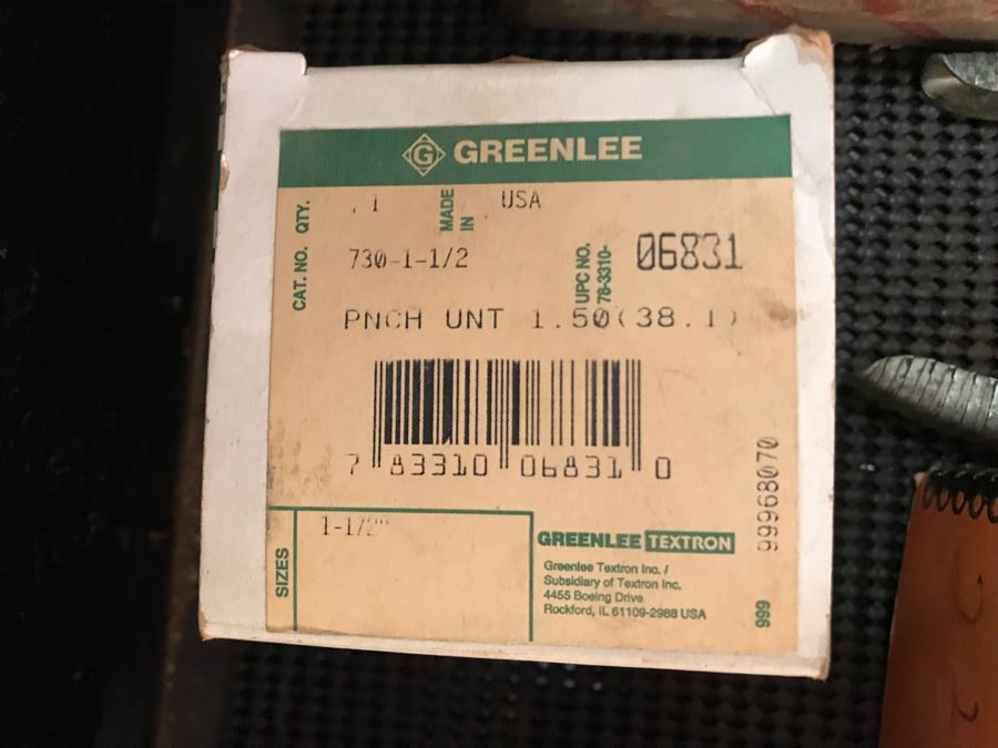 Hammerhead Stainless Steel Rolling Tool Chest With Ball Bearing Slides And Tools Including Power Tools - Tool Chest Retailed For $3,500 - See Photos For Tools [Photo 59]