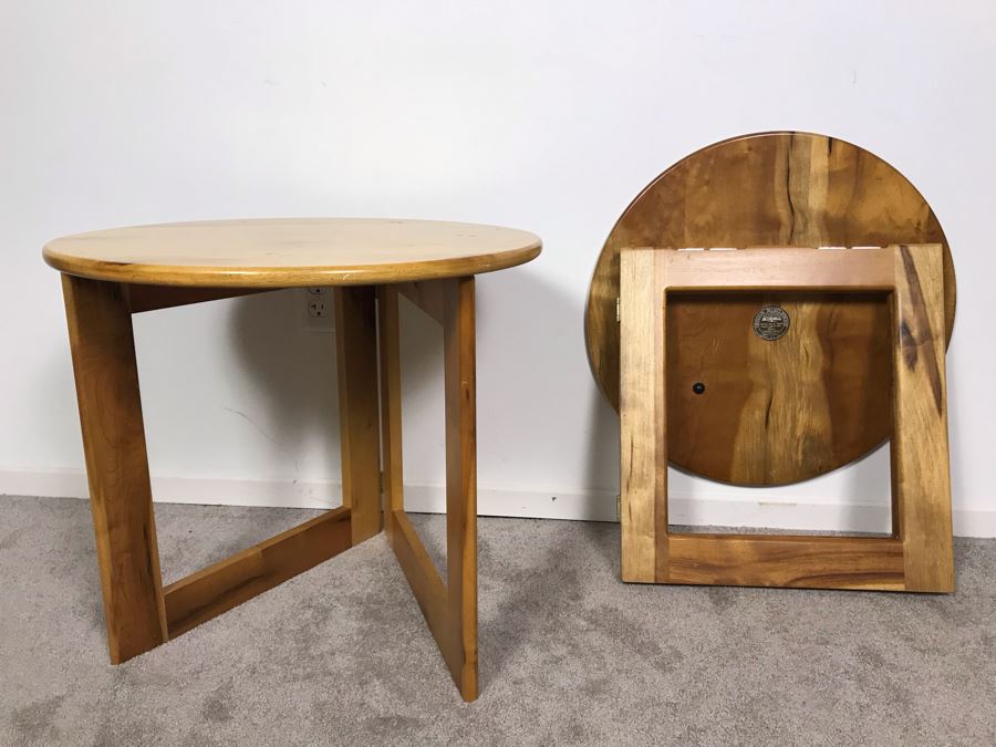 Pair Of Oregon Myrtlewood Folding Side Tables 22.5R X 20.5H [Photo 10]