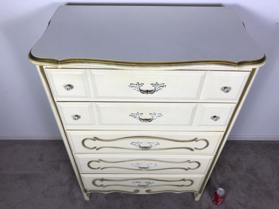 Vintage French Provincial 5-Drawer Chest Of Drawers Dresser 32W X 18D X 44H [Photo 3]