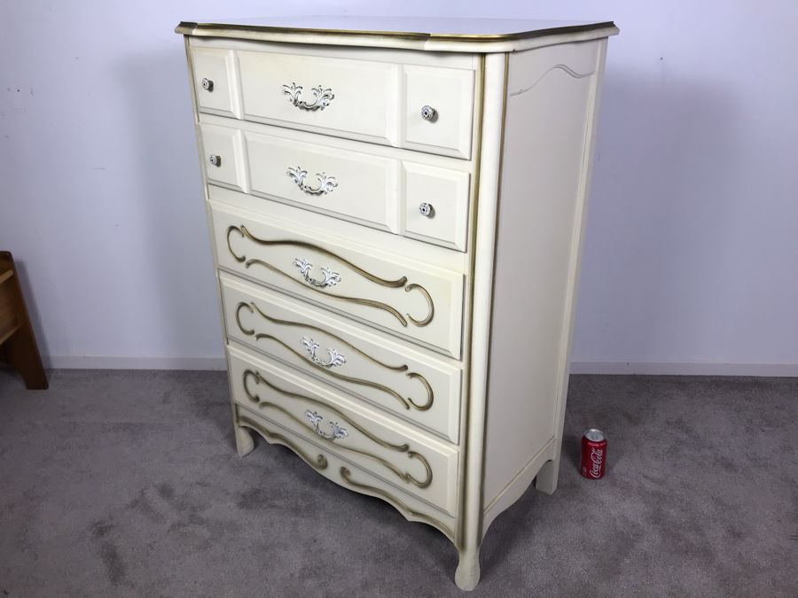 Vintage French Provincial 5-Drawer Chest Of Drawers Dresser 32W X 18D X 44H [Photo 9]