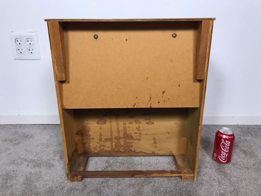 Vintage O. Schoenhut Philadelphia, PA Kids Toy Piano - Veneer Pieces Missing On Side - All Keys Working 17W X 11D X 20H [Photo 5]