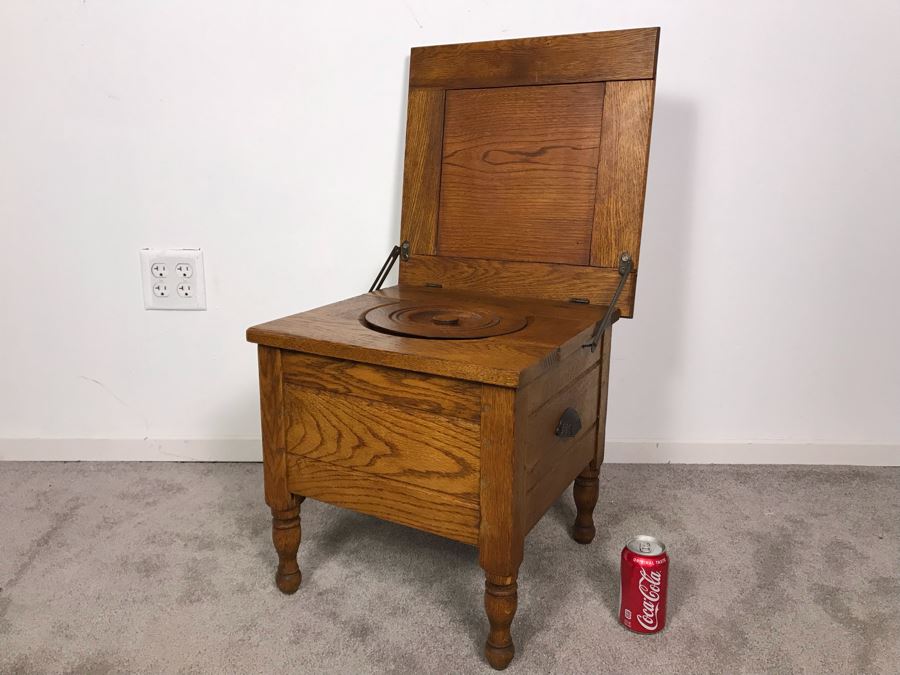 Vintage Oak Commode Chair Table Hinged - No Porcelain Pot 17.5W X 17.5D X 17.25H [Photo 1]