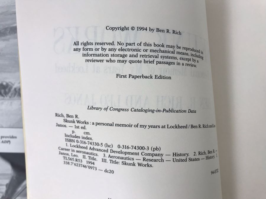(3) Skunk Works Lockheed Books: Lockheed SR-71 The Secret Missions Exposed, Skunk Works, SR-71 Blackbird In Action [Photo 10]