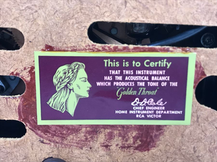 Vintage Victrola RCA Victor Tube Portable Record Player Model 45-EY-2 Working 11W X 9D X 9H [Photo 10]