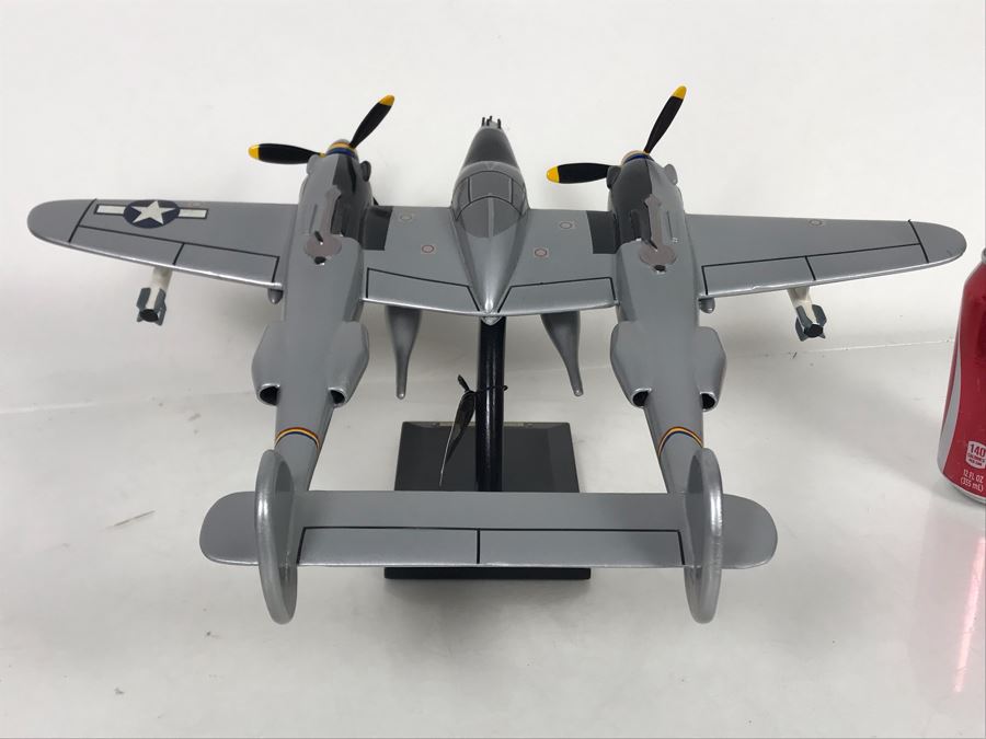 P38J Lightning Model Airplane Heritage Mint 17W X 14D X 8H [Photo 15]