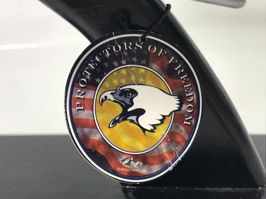 P38J Lightning Model Airplane Heritage Mint 17W X 14D X 8H [Photo 8]