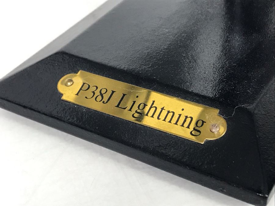 P38J Lightning Model Airplane Heritage Mint 17W X 14D X 8H [Photo 7]