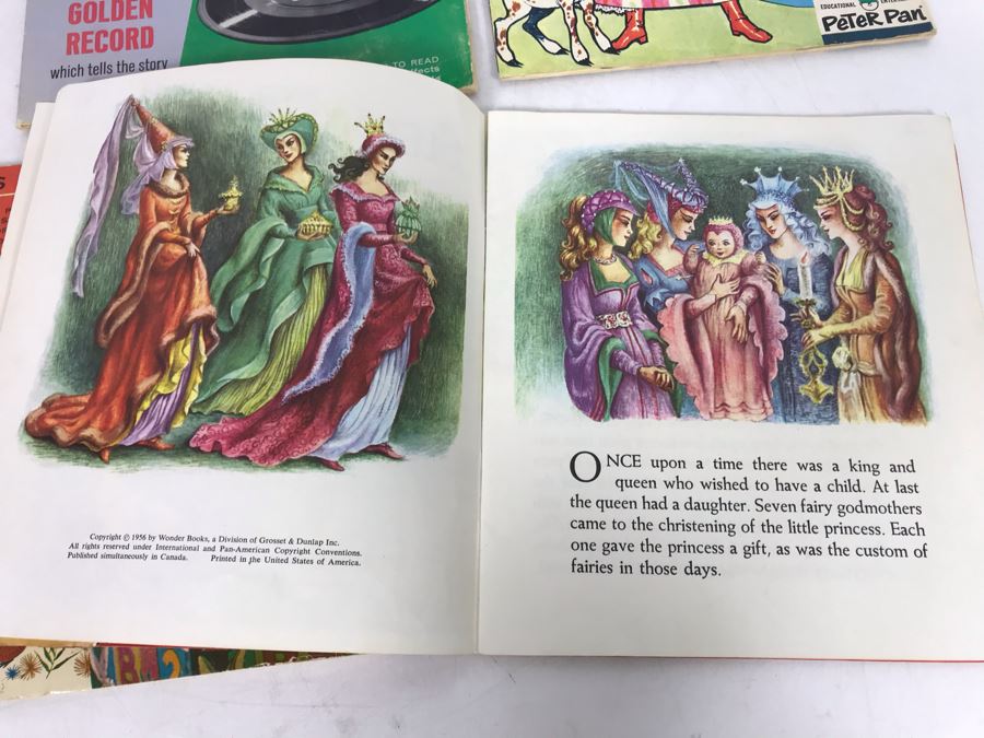 (4) 45s Children's Little Golden Book Records: Alice In Wonderland, Rumpelstiltskin, Heidi And Sleeping Beauty [Photo 14]
