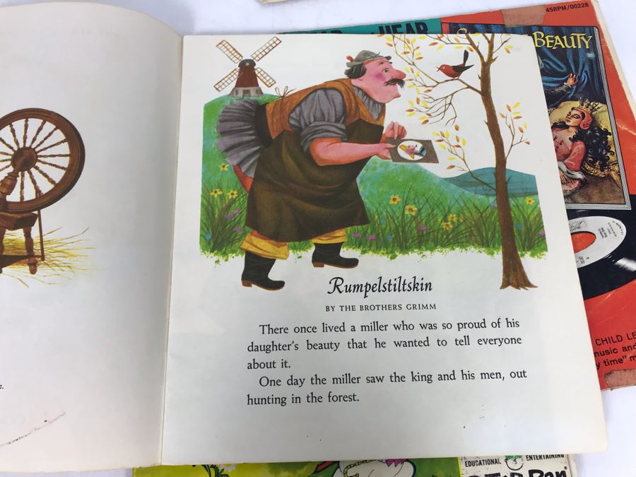 (4) 45s Children's Little Golden Book Records: Alice In Wonderland, Rumpelstiltskin, Heidi And Sleeping Beauty [Photo 19]