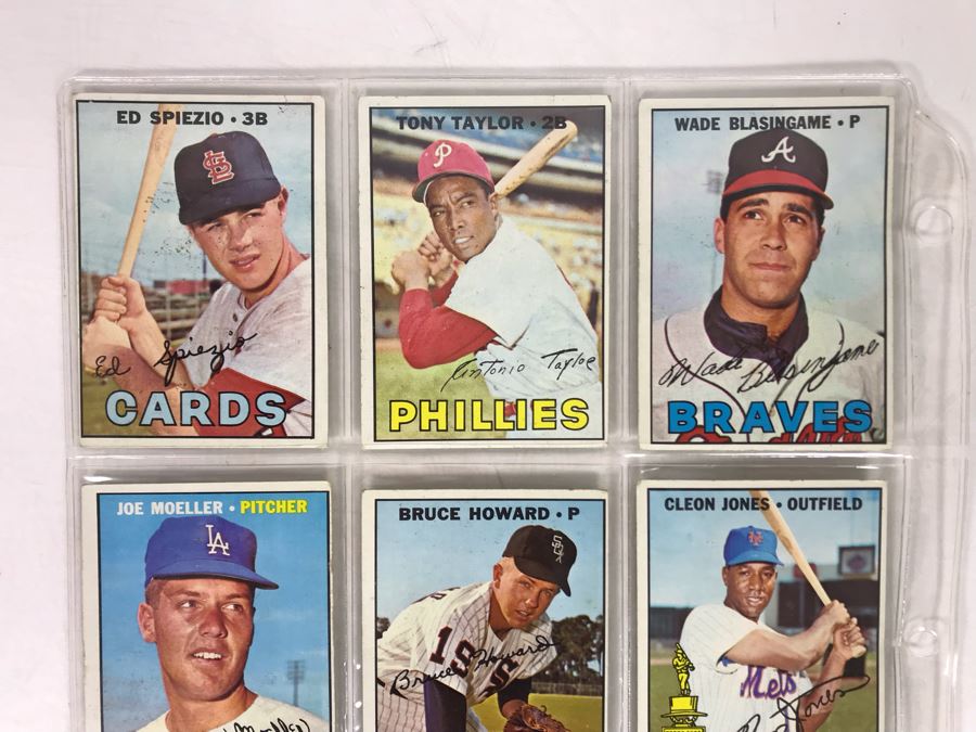 Vintage 1960s Baseball Cards - 9 Total With Plastic Card Sleeve [Photo 2]