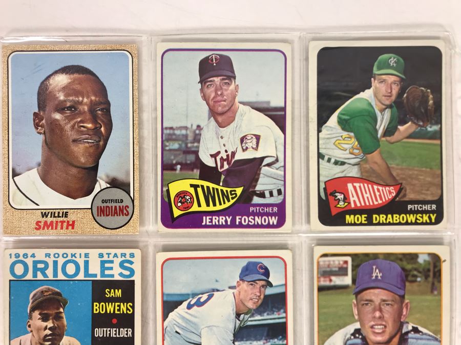 Vintage 1960s Baseball Cards - 9 Total With Plastic Card Sleeve [Photo 2]