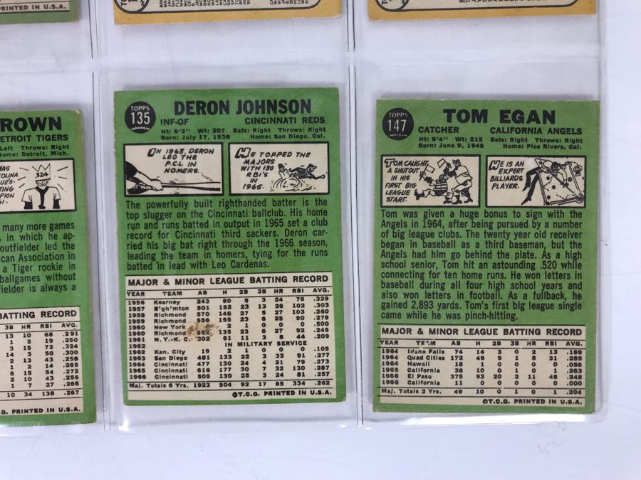 Vintage 1960s Baseball Cards - 8 Total With Plastic Card Sleeve [Photo 9]