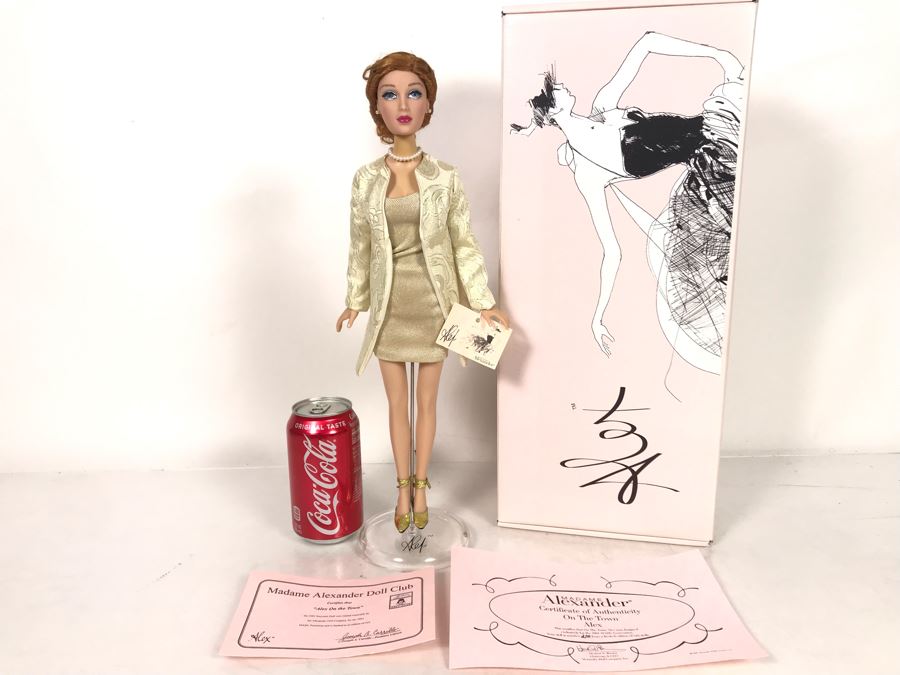 Madame Alexander Limited Edition 2001 'Alex On The Town' Doll With Box Limited To 525 16H [Photo 1]