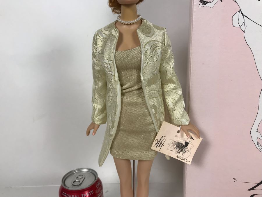 Madame Alexander Limited Edition 2001 'Alex On The Town' Doll With Box Limited To 525 16H [Photo 4]