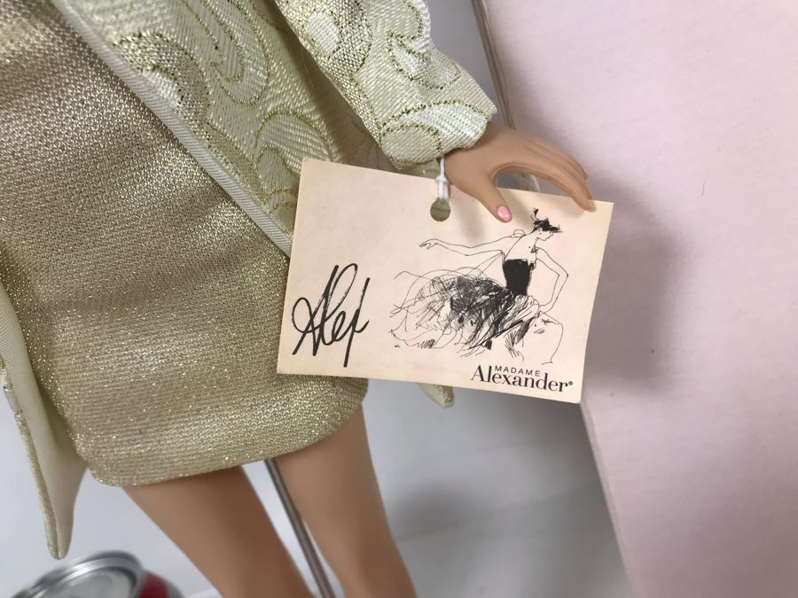 Madame Alexander Limited Edition 2001 'Alex On The Town' Doll With Box Limited To 525 16H [Photo 5]