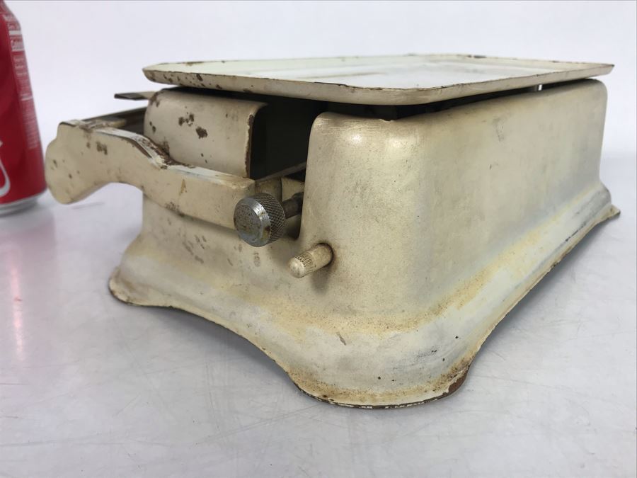 Vintage German Stube Kitchen Scale 13W X 8D X 4H [Photo 8]