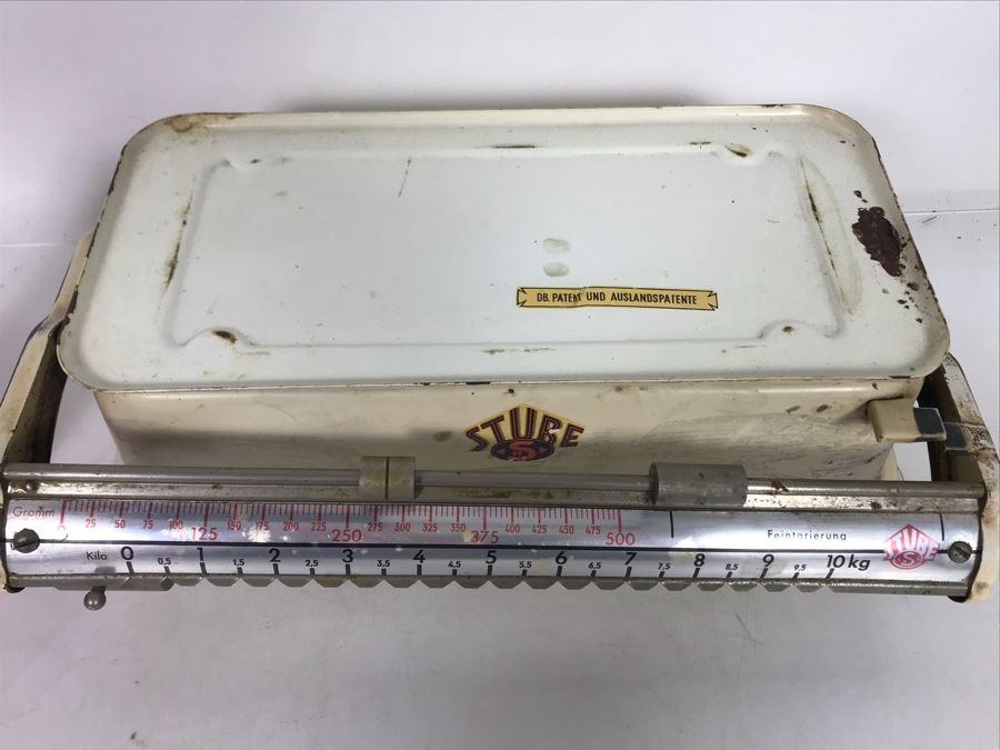Vintage German Stube Kitchen Scale 13W X 8D X 4H [Photo 3]