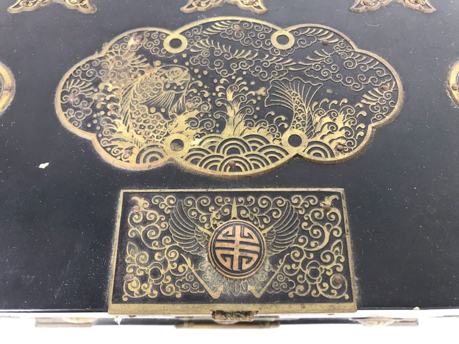 Vintage Asian Lacquer Wooden Jewelry Box With Pop-Up Mirror 11W X 14.5D X 7.5H [Photo 6]