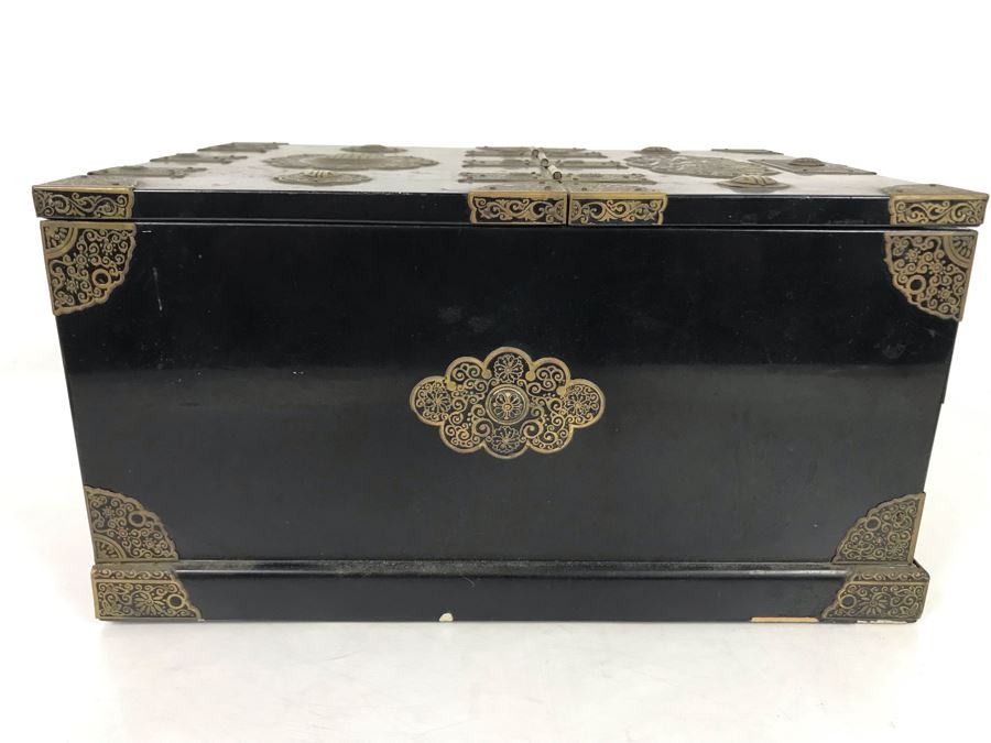 Vintage Asian Lacquer Wooden Jewelry Box With Pop-Up Mirror 11W X 14.5D X 7.5H [Photo 16]