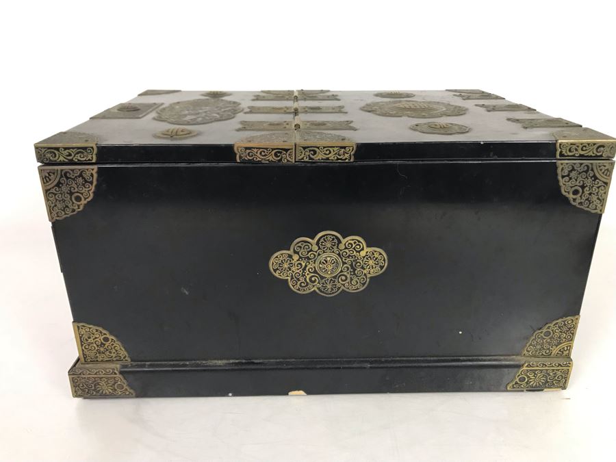 Vintage Asian Lacquer Wooden Jewelry Box With Pop-Up Mirror 11W X 14.5D X 7.5H [Photo 14]