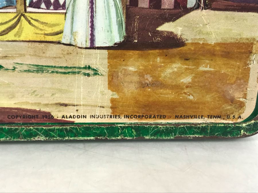 Vintage 1956 Robin Hood Metal Lunch Box (No Thermos) [Photo 3]