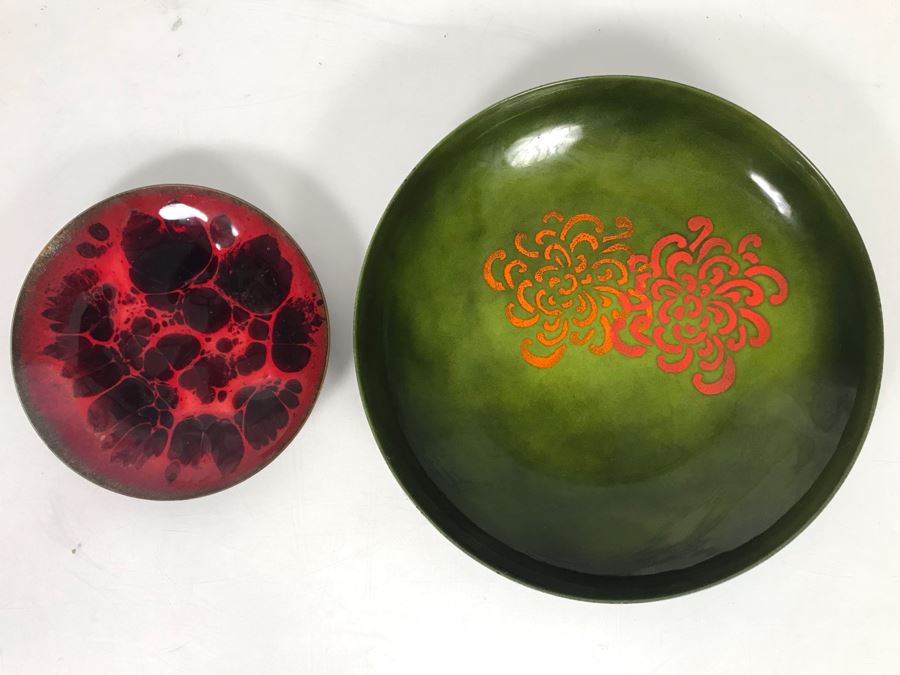 Pair Of Signed Art Metal Enamel Copper Plates 11R & 7R [Photo 2]