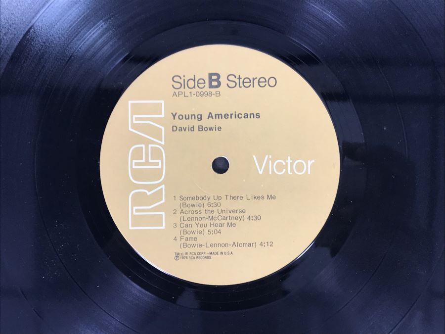 Vintage 1975 David Bowie Young Americans Vinyl Record APL1-0998 [Photo 7]