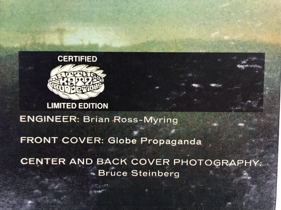 Vinyl Records: Molly Hatchet Firtin With Disaster, Neil Young & Crazy Horse Rust Never Sleeps And Live Rust, It's A Beautiful Day Limited Edition Record [Photo 25]