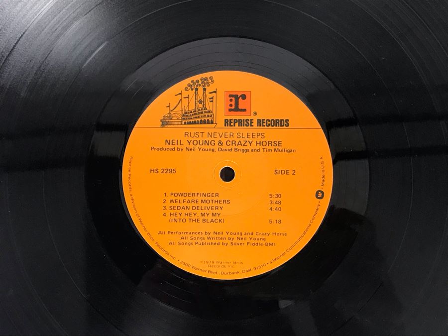 Vinyl Records: Molly Hatchet Firtin With Disaster, Neil Young & Crazy Horse Rust Never Sleeps And Live Rust, It's A Beautiful Day Limited Edition Record [Photo 17]