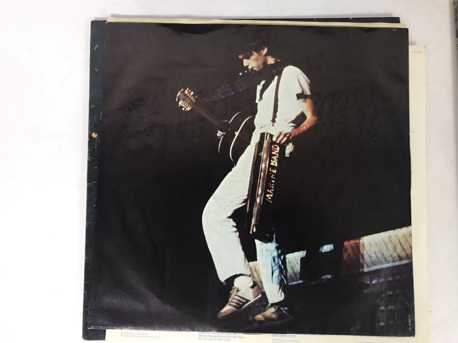 Vinyl Records: Molly Hatchet Firtin With Disaster, Neil Young & Crazy Horse Rust Never Sleeps And Live Rust, It's A Beautiful Day Limited Edition Record [Photo 12]