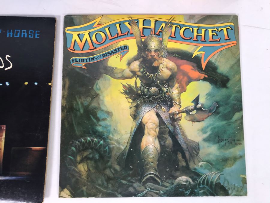 Vinyl Records: Molly Hatchet Firtin With Disaster, Neil Young & Crazy Horse Rust Never Sleeps And Live Rust, It's A Beautiful Day Limited Edition Record [Photo 2]