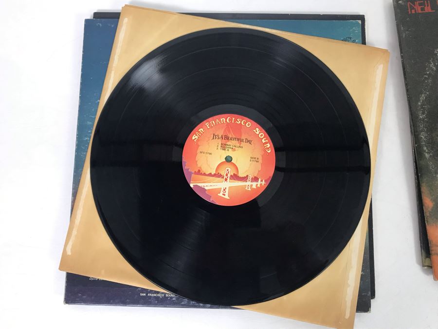 Vinyl Records: Molly Hatchet Firtin With Disaster, Neil Young & Crazy Horse Rust Never Sleeps And Live Rust, It's A Beautiful Day Limited Edition Record [Photo 30]