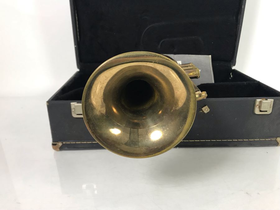 King Trumpet Model No 603 With Case [Photo 11]