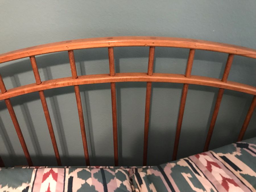 Wooden Daybed With Bedding - Comes With (2) Twin Mattresses 80W X 42D X 42H [Photo 11]