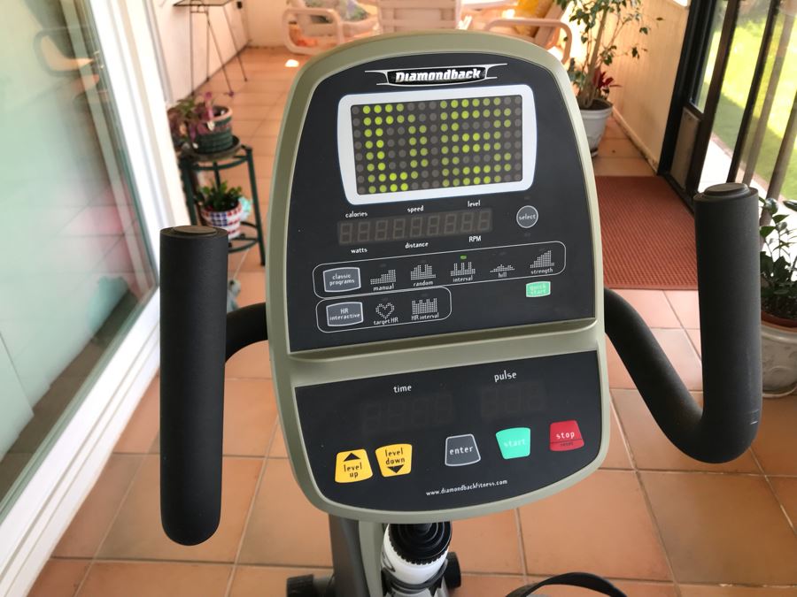 Diamondback Fitness 960Sr Recumbent Exercise Bike [Photo 7]