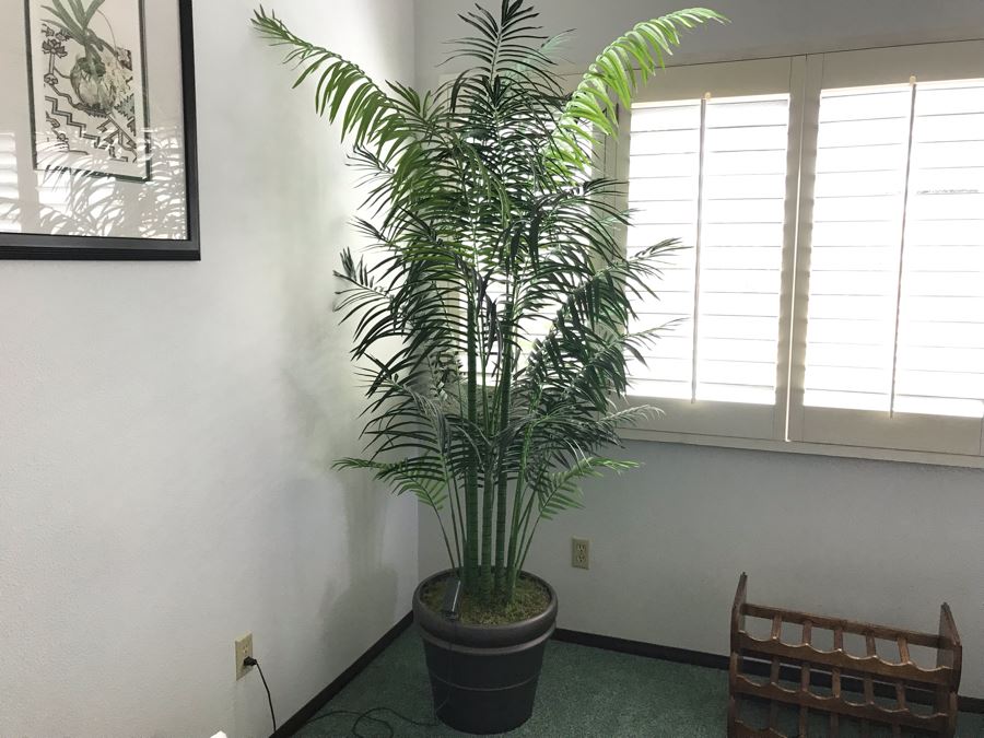 Large Faux Indoor Palm Tree With Light 84H
