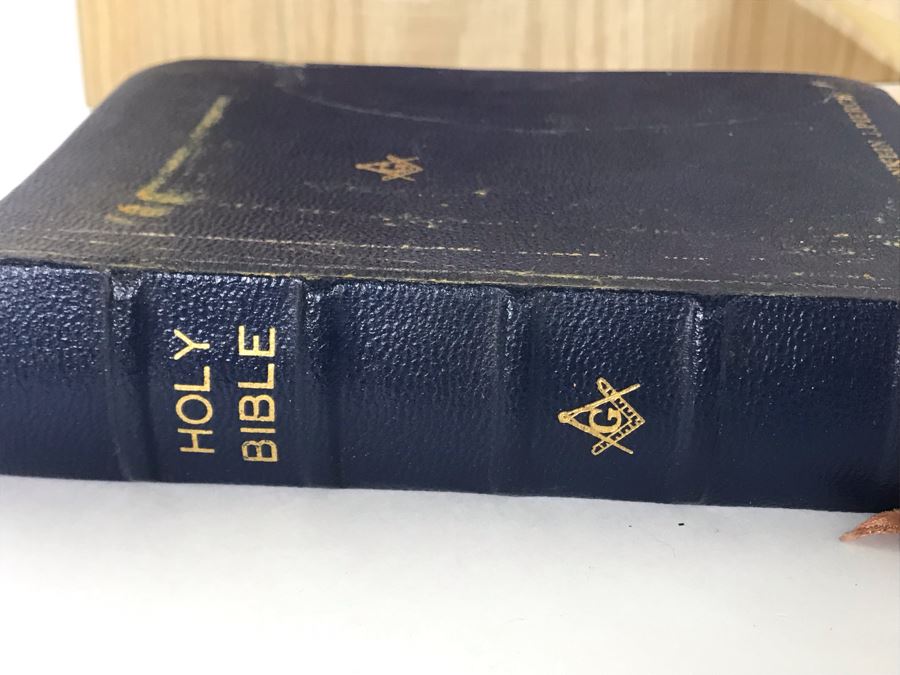 1933 Corona Lodge No. 324 Pasadena, CA Free And Accepted Masons Signed Acceptance Letter, 1922 Inscribed Freemason Bible And Freemason Laminated Poster Celebrating 100th Birthday Of Frank J. Pierce Member Of Corona Lodge No. 324 And Pasadena Lodge No. 272 [Photo 10]